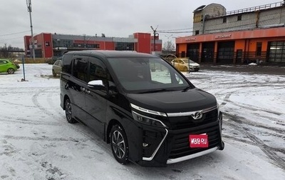 Toyota Voxy III, 2018 год, 2 700 000 рублей, 1 фотография