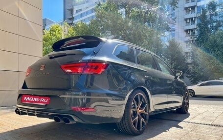 SEAT Leon Cupra III, 2019 год, 4 900 000 рублей, 19 фотография