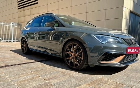 SEAT Leon Cupra III, 2019 год, 4 900 000 рублей, 14 фотография