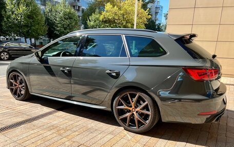 SEAT Leon Cupra III, 2019 год, 4 900 000 рублей, 23 фотография