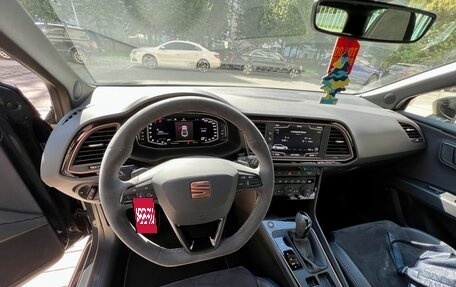 SEAT Leon Cupra III, 2019 год, 4 900 000 рублей, 25 фотография