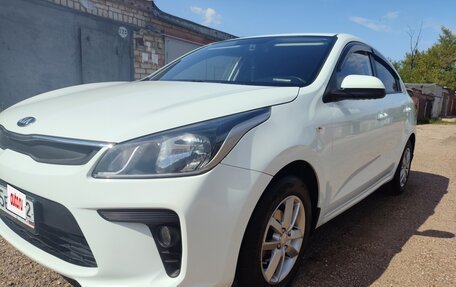 KIA Rio IV, 2018 год, 1 279 000 рублей, 3 фотография