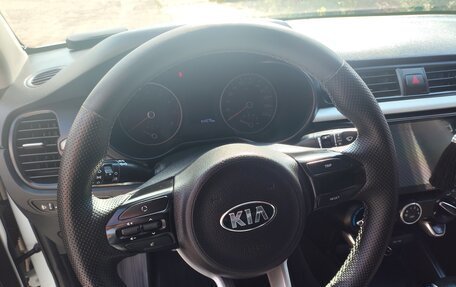 KIA Rio IV, 2018 год, 1 279 000 рублей, 12 фотография