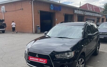 Mitsubishi Outlander III рестайлинг 3, 2011 год, 1 350 000 рублей, 4 фотография