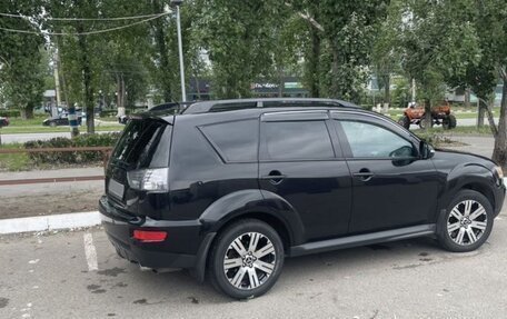 Mitsubishi Outlander III рестайлинг 3, 2011 год, 1 350 000 рублей, 7 фотография