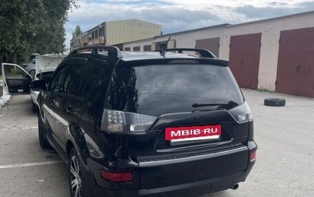 Mitsubishi Outlander III рестайлинг 3, 2011 год, 1 350 000 рублей, 6 фотография