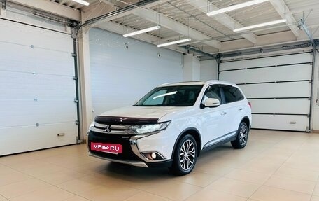 Mitsubishi Outlander III рестайлинг 3, 2016 год, 2 479 000 рублей, 2 фотография