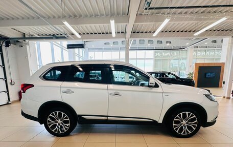 Mitsubishi Outlander III рестайлинг 3, 2016 год, 2 479 000 рублей, 7 фотография