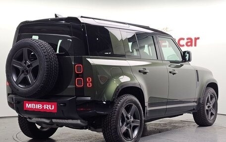 Land Rover Defender II, 2026 год, 13 040 000 рублей, 2 фотография