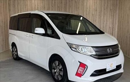 Honda Stepwgn IV, 2016 год, 1 435 000 рублей, 3 фотография