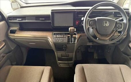 Honda Stepwgn IV, 2016 год, 1 435 000 рублей, 11 фотография