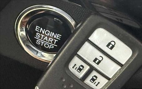 Honda Stepwgn IV, 2016 год, 1 435 000 рублей, 10 фотография