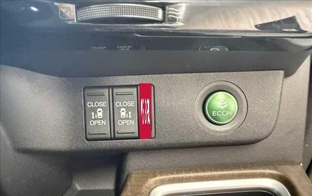 Honda Stepwgn IV, 2016 год, 1 435 000 рублей, 19 фотография