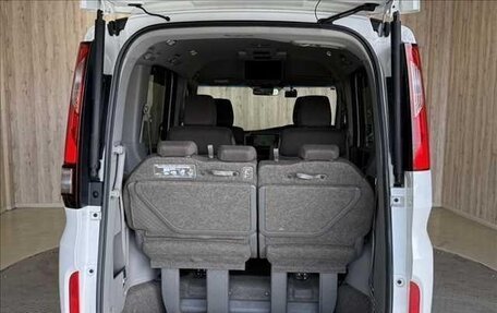 Honda Stepwgn IV, 2016 год, 1 435 000 рублей, 23 фотография