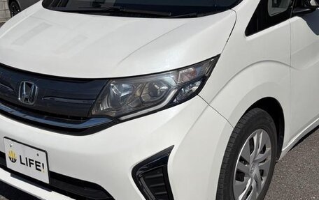 Honda Stepwgn IV, 2016 год, 1 471 000 рублей, 6 фотография