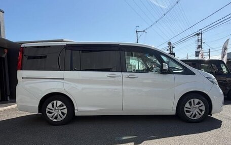 Honda Stepwgn IV, 2016 год, 1 471 000 рублей, 9 фотография