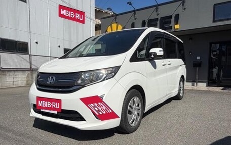 Honda Stepwgn IV, 2016 год, 1 471 000 рублей, 4 фотография