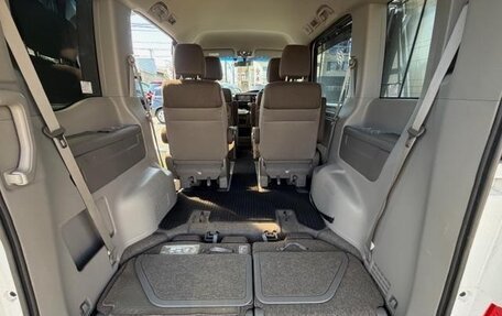 Honda Stepwgn IV, 2016 год, 1 471 000 рублей, 27 фотография