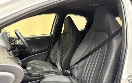 Toyota Yaris, 2025 год, 1 485 678 рублей, 12 фотография