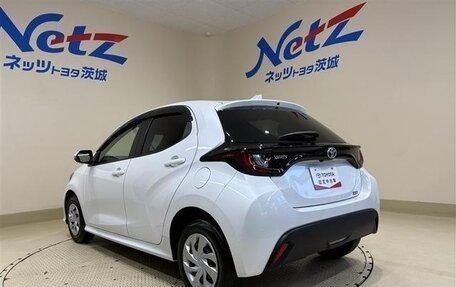 Toyota Yaris, 2025 год, 1 485 678 рублей, 7 фотография