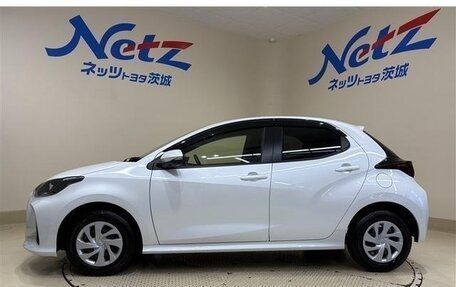 Toyota Yaris, 2025 год, 1 485 678 рублей, 8 фотография