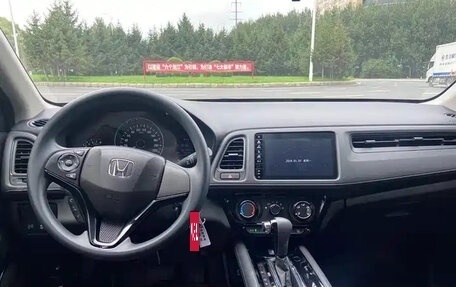Honda Vezel, 2022 год, 1 405 028 рублей, 10 фотография