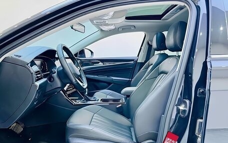 Volkswagen Passat B8 рестайлинг, 2023 год, 2 400 000 рублей, 6 фотография