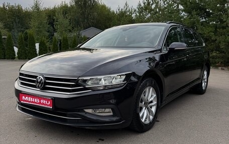 Volkswagen Passat B8 рестайлинг, 2021 год, 2 090 000 рублей, 1 фотография