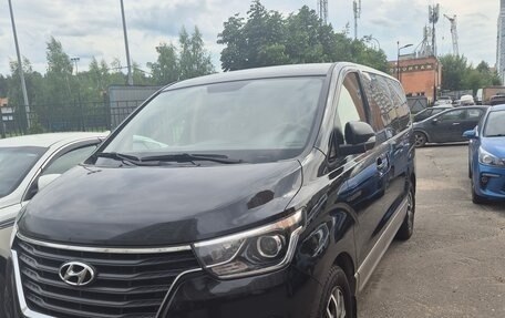 Hyundai H-1 II рестайлинг, 2020 год, 2 850 000 рублей, 3 фотография