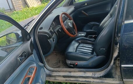 Volkswagen Passat B5+ рестайлинг, 2002 год, 300 000 рублей, 4 фотография