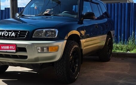 Toyota RAV4, 1999 год, 715 000 рублей, 1 фотография