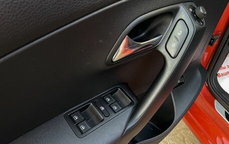 Volkswagen Polo VI (EU Market), 2016 год, 1 049 000 рублей, 23 фотография