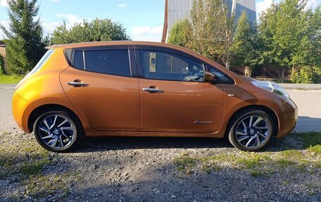 Nissan Leaf I, 2016 год, 895 000 рублей, 35 фотография