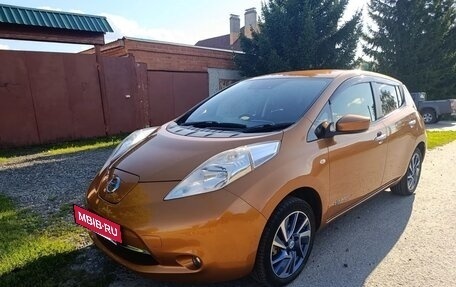 Nissan Leaf I, 2016 год, 895 000 рублей, 33 фотография