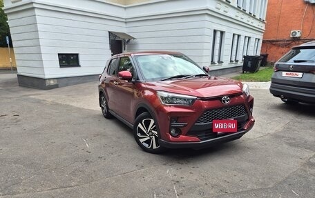Toyota Raize I, 2021 год, 2 000 000 рублей, 3 фотография