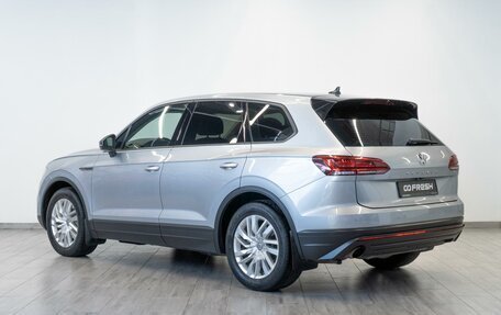 Volkswagen Touareg III, 2018 год, 3 749 000 рублей, 2 фотография