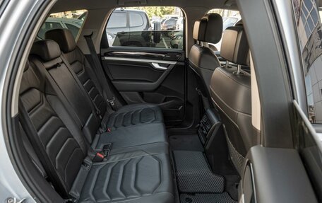 Volkswagen Touareg III, 2018 год, 3 749 000 рублей, 7 фотография