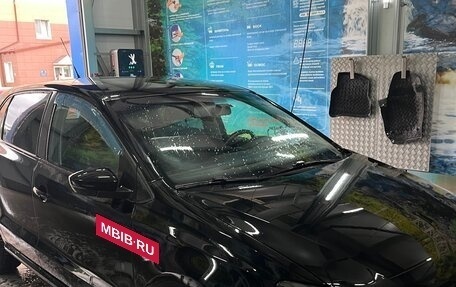 Volkswagen Polo VI (EU Market), 2011 год, 550 000 рублей, 4 фотография