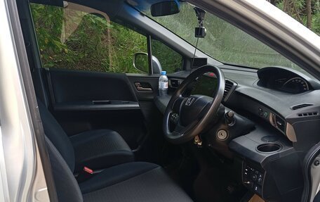 Honda Freed I, 2011 год, 1 400 000 рублей, 4 фотография