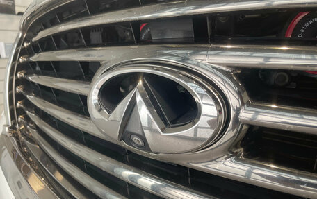 Infiniti QX56, 2011 год, 1 700 000 рублей, 9 фотография