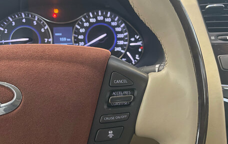 Infiniti QX56, 2011 год, 1 700 000 рублей, 24 фотография