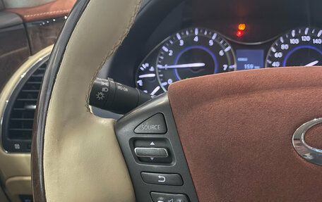 Infiniti QX56, 2011 год, 1 700 000 рублей, 23 фотография
