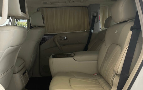 Infiniti QX56, 2011 год, 1 700 000 рублей, 32 фотография