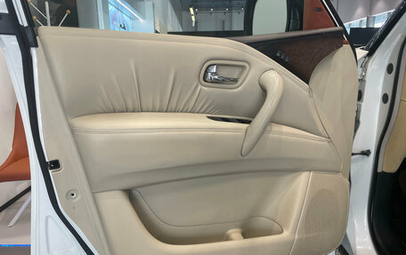 Infiniti QX56, 2011 год, 1 700 000 рублей, 33 фотография