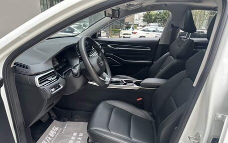 Geely Emgrand, 2022 год, 1 140 000 рублей, 10 фотография