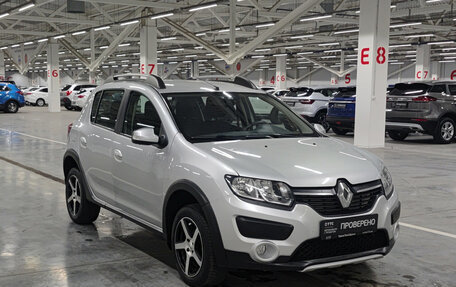 Renault Sandero II рестайлинг, 2016 год, 750 000 рублей, 3 фотография