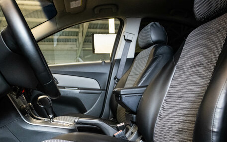Chevrolet Cruze II, 2014 год, 800 000 рублей, 9 фотография