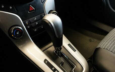 Chevrolet Cruze II, 2014 год, 800 000 рублей, 17 фотография