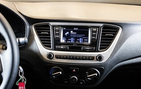 Hyundai Solaris II рестайлинг, 2018 год, 1 082 000 рублей, 7 фотография