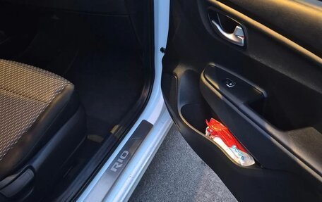 KIA Rio IV, 2018 год, 1 530 000 рублей, 15 фотография